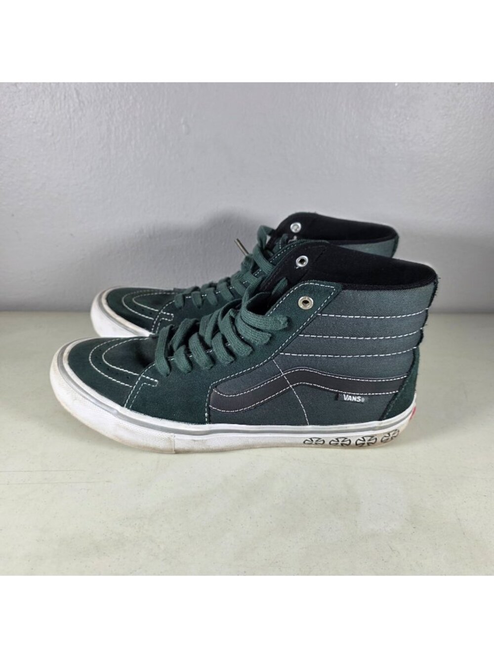 Vans x Independent Sk8-Hi Pro Spruce Green Mens Size 10 Skate Shoes VN000VHGU24